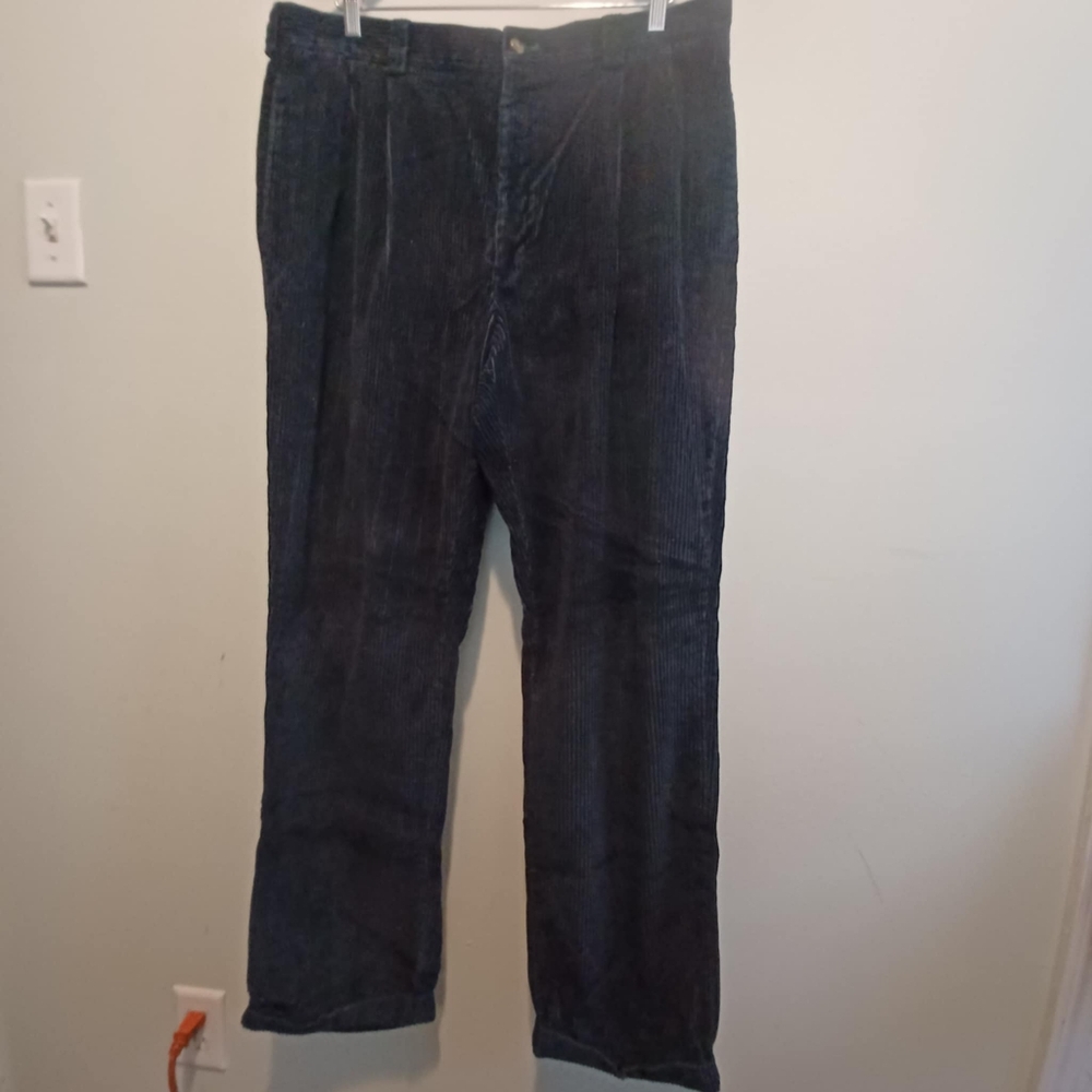Vintage Tommy Hilfiger Men’s Pleated Corduroy Cord Pants Cuffed Black 38 x‎ 32